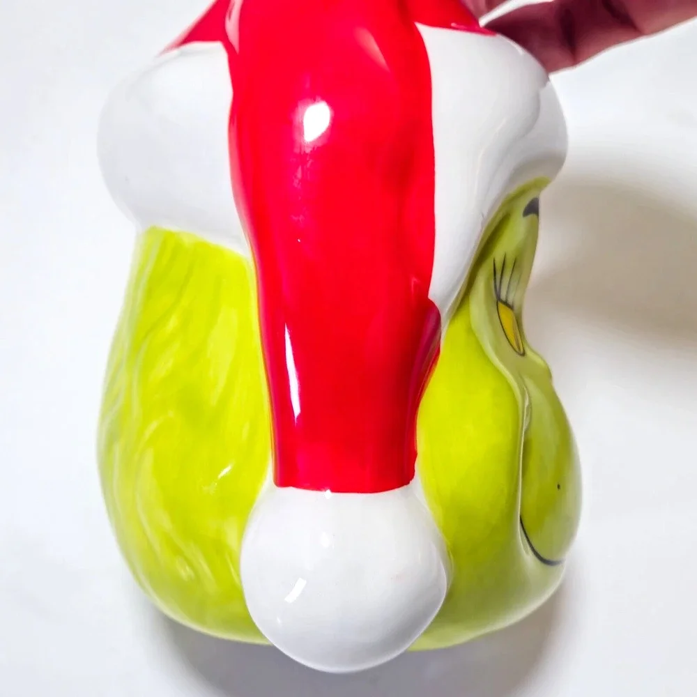 NEW Dr. Seuss The Grinch Christmas Lotion or Soap Dispenser Glossy Finish